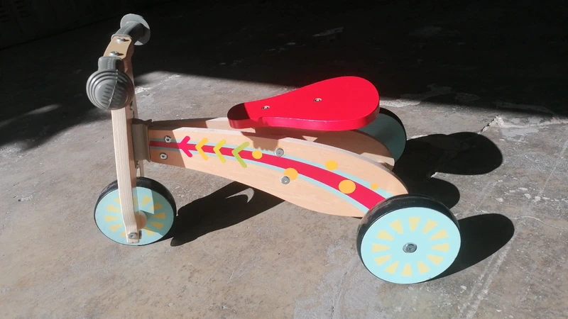 Bellissimo Triciclo/Bicicletta Primi Passi in Legno 6