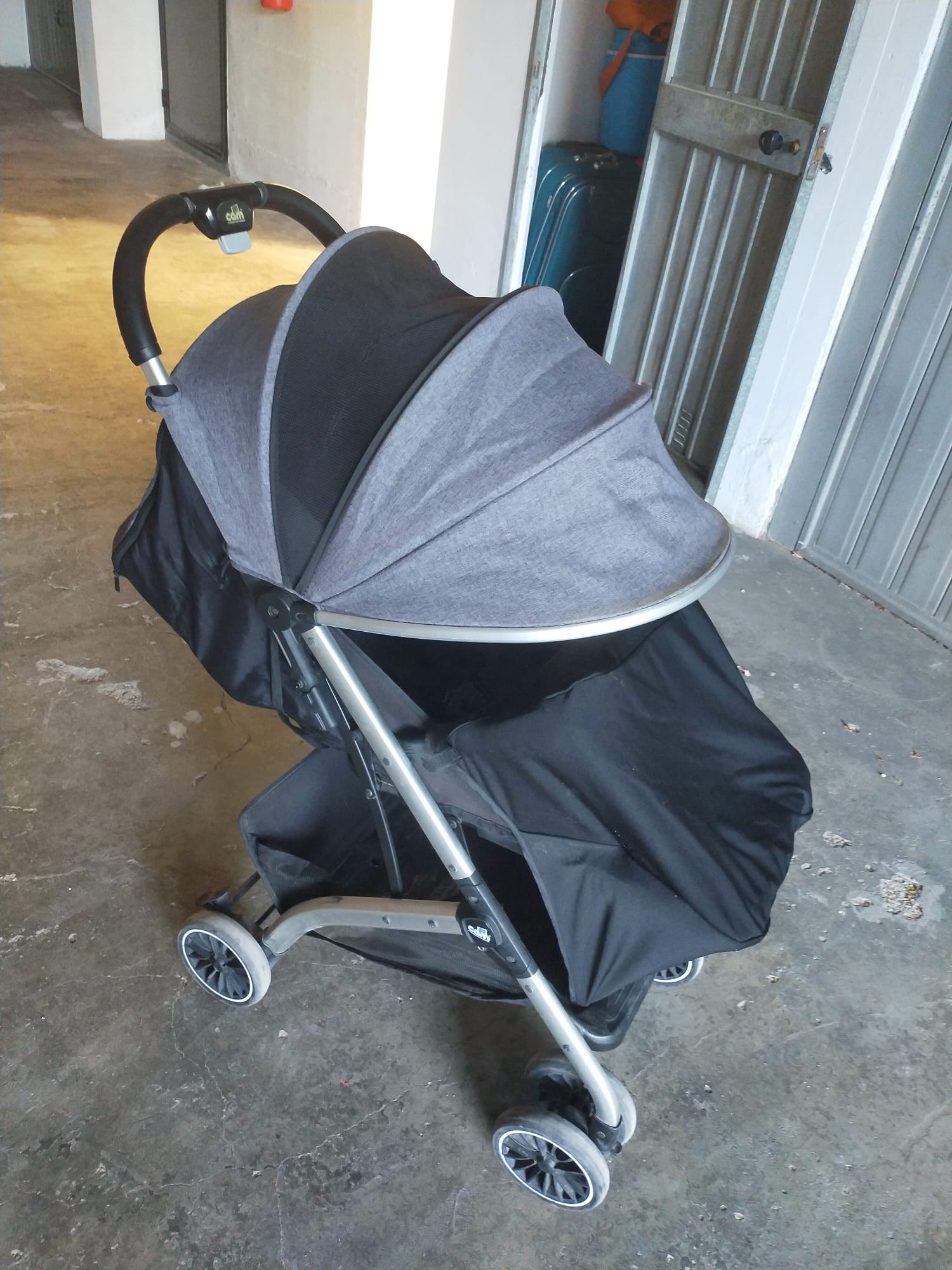 Passeggino Salvaspazio CAM Compass – Antracite - Leggero, compatto 5